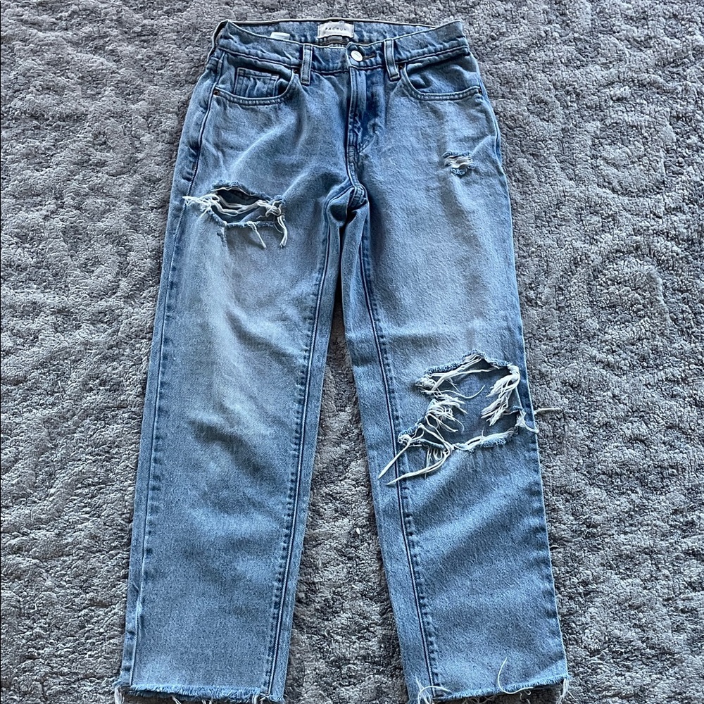 PacSun Distressed Blue 90s straight Jeans